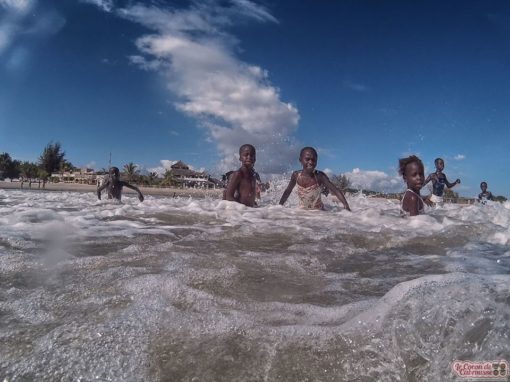 Les Enfants Du Cocon De Cabrousse Un Dimanche A La Plage Le Cocon De 